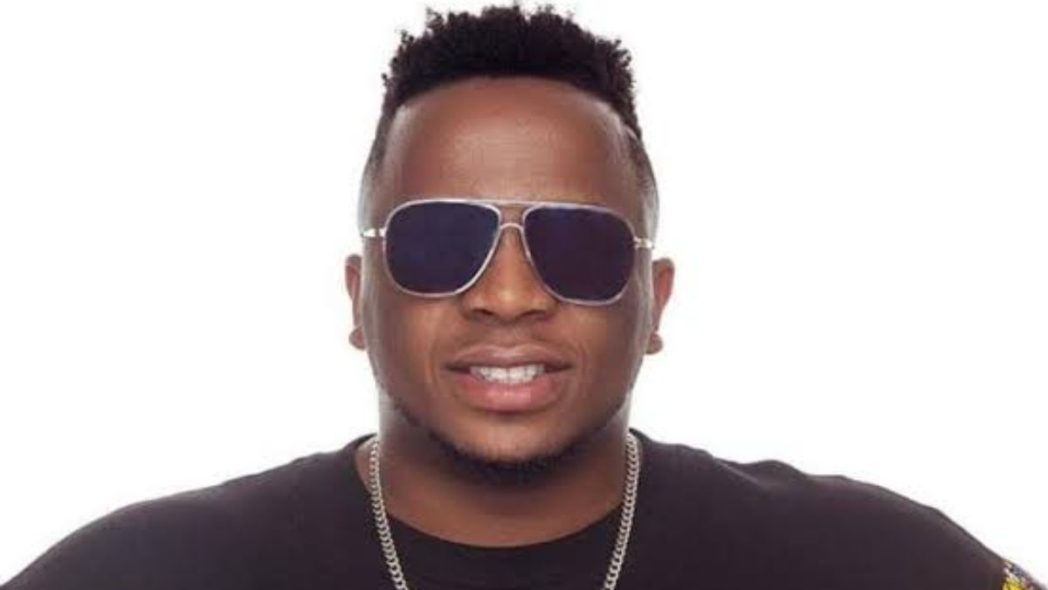 Eben says church cancelled his ministration over shredded jeans